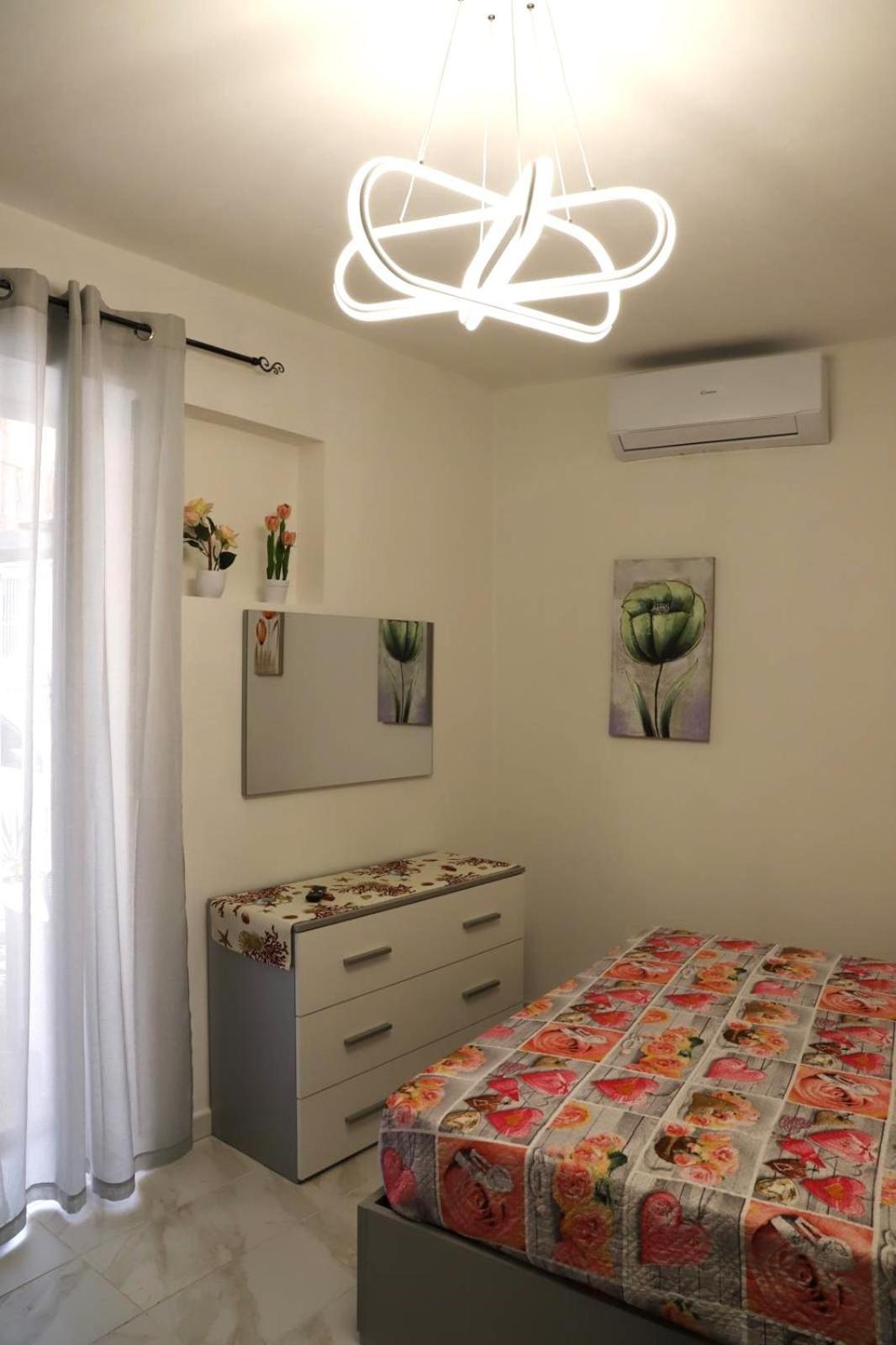 Lo Scarrozzo Room Palermo Dış mekan fotoğraf